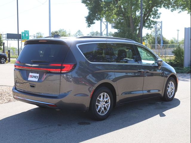 2022 Chrysler Pacifica Touring-L