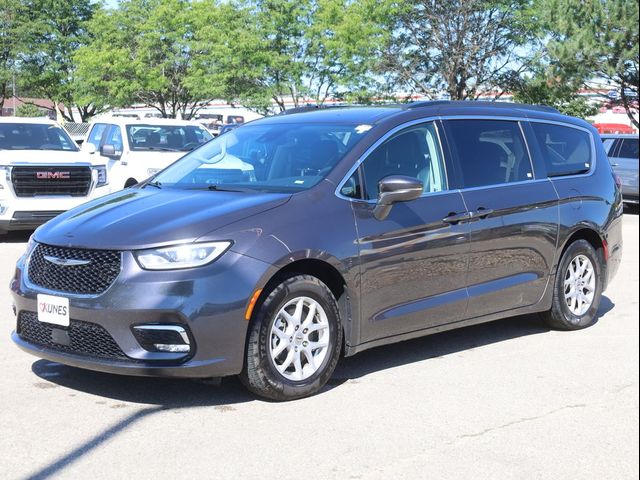 2022 Chrysler Pacifica Touring-L