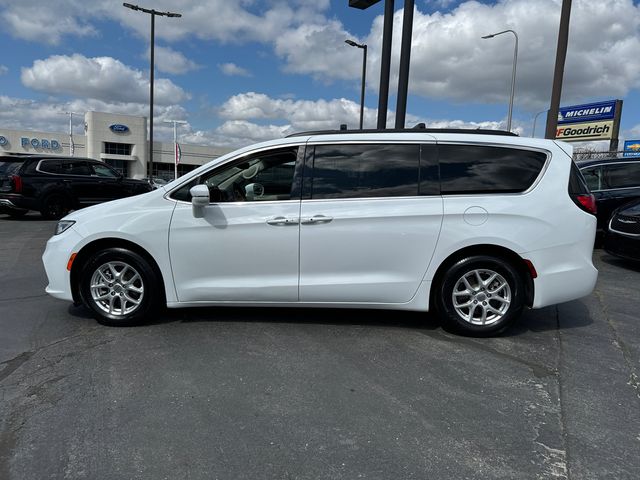 2022 Chrysler Pacifica Touring-L