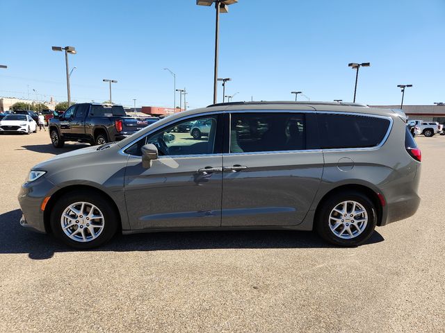 2022 Chrysler Pacifica Touring-L