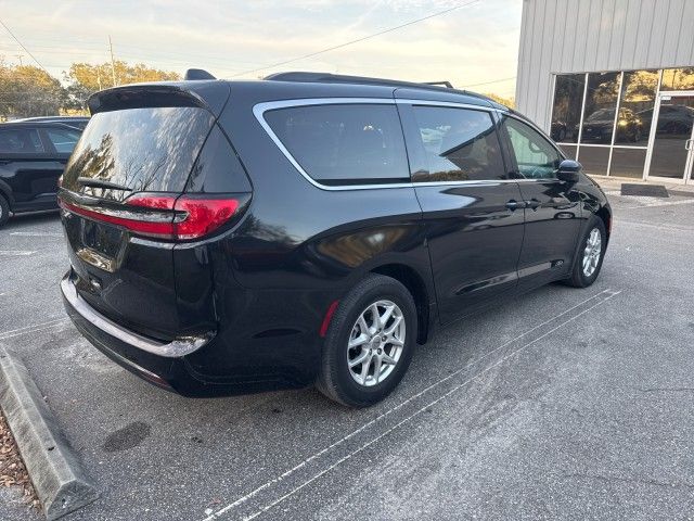 2022 Chrysler Pacifica Touring-L