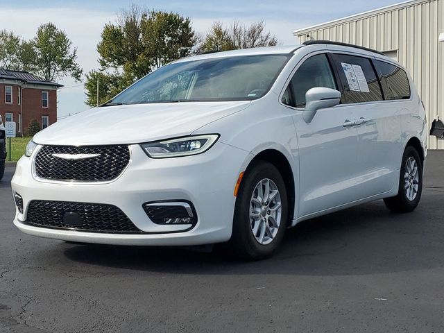 2022 Chrysler Pacifica Touring-L