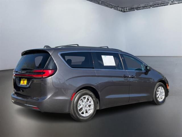 2022 Chrysler Pacifica Touring-L