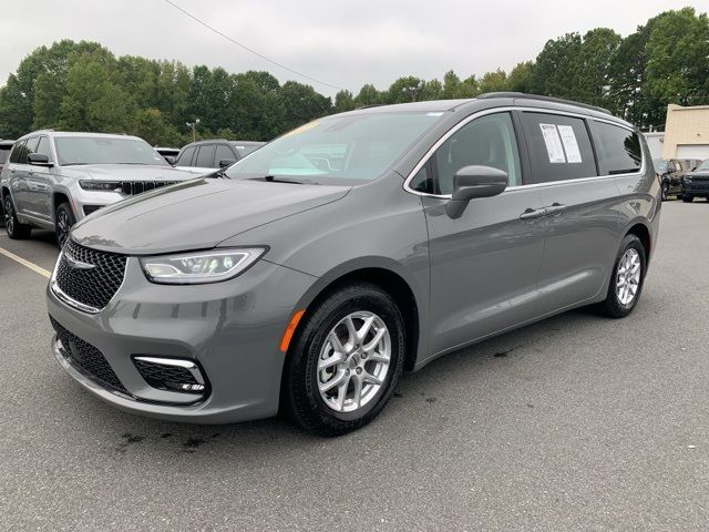 2022 Chrysler Pacifica Touring-L