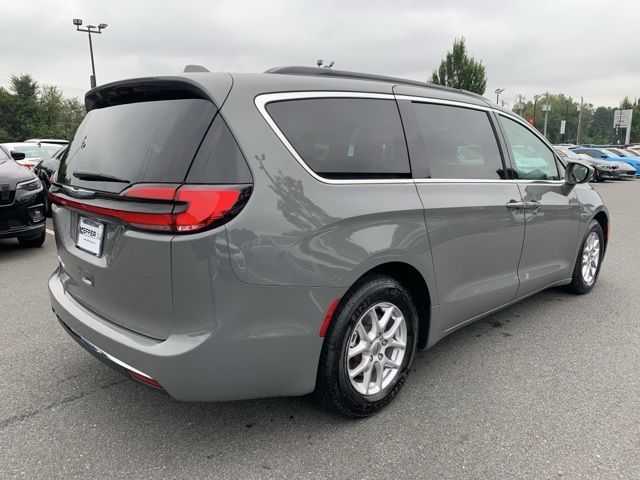 2022 Chrysler Pacifica Touring-L