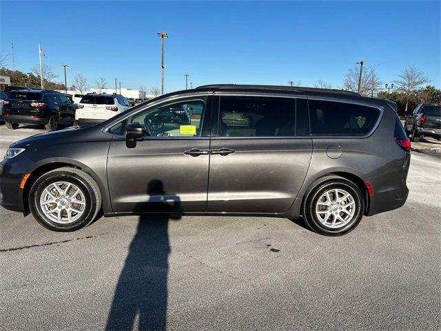 2022 Chrysler Pacifica Touring-L