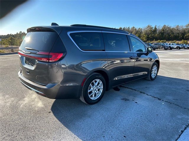 2022 Chrysler Pacifica Touring-L