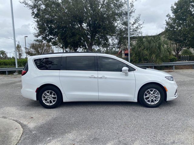 2022 Chrysler Pacifica Touring-L