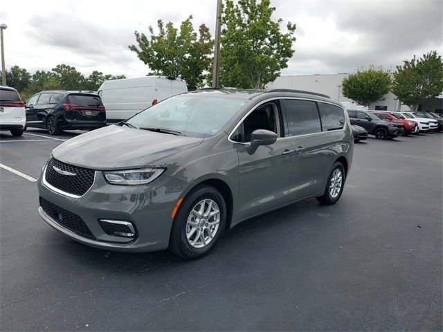 2022 Chrysler Pacifica Touring-L