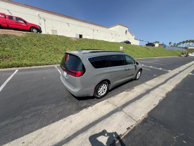 2022 Chrysler Pacifica Touring-L