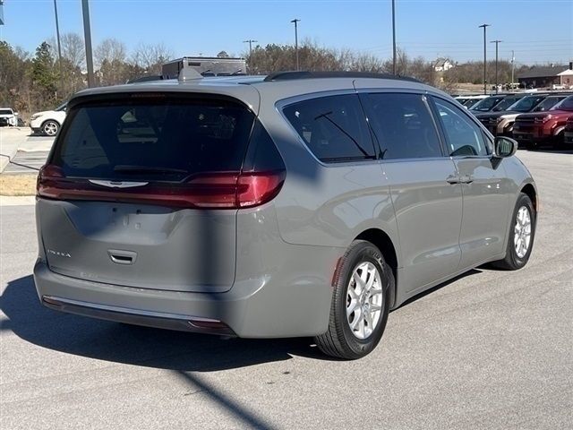 2022 Chrysler Pacifica Touring-L