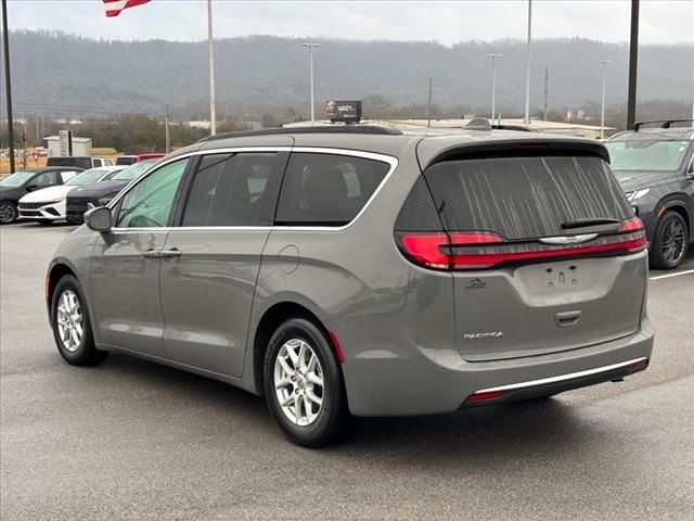 2022 Chrysler Pacifica Touring-L