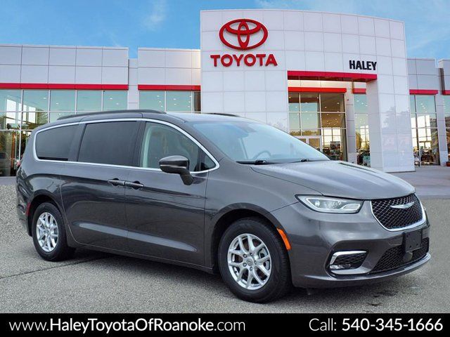 2022 Chrysler Pacifica Touring-L