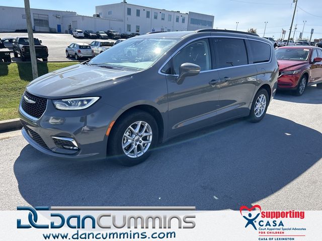 2022 Chrysler Pacifica Touring-L