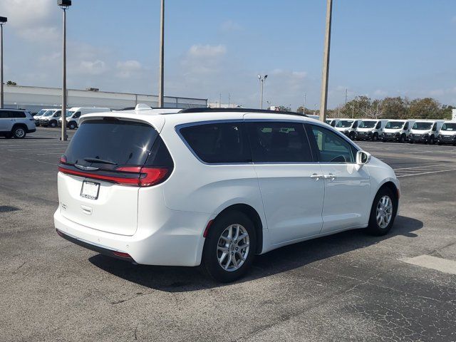 2022 Chrysler Pacifica Touring-L