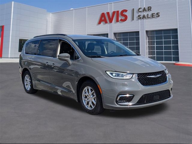 2022 Chrysler Pacifica Touring-L