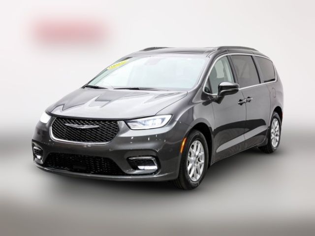 2022 Chrysler Pacifica Touring-L