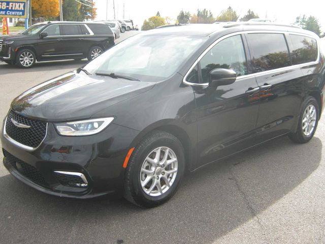 2022 Chrysler Pacifica Touring-L