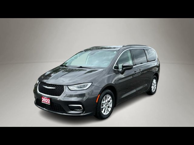 2022 Chrysler Pacifica Touring-L