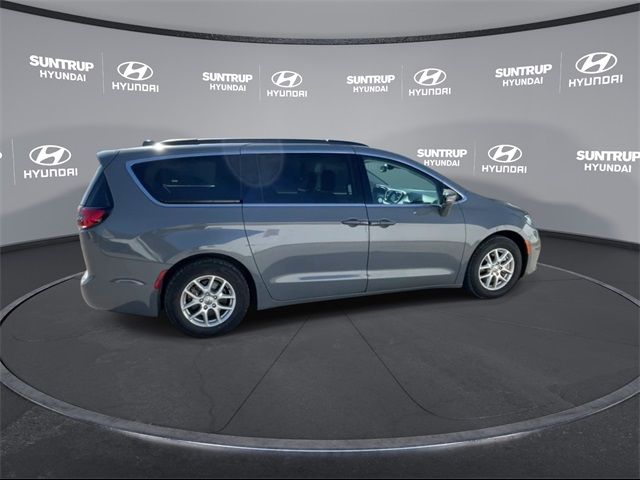 2022 Chrysler Pacifica Touring-L