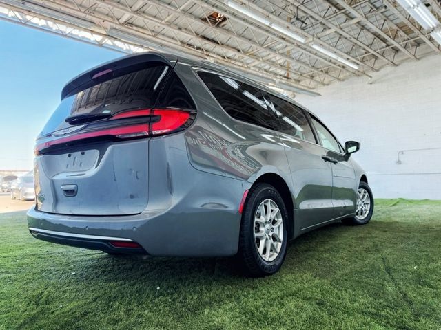 2022 Chrysler Pacifica Touring-L