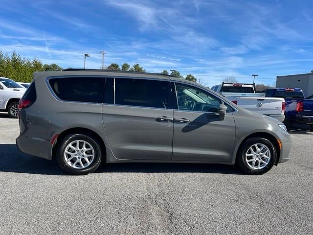 2022 Chrysler Pacifica Touring-L