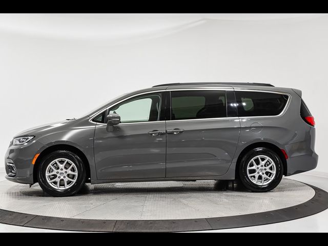 2022 Chrysler Pacifica Touring-L