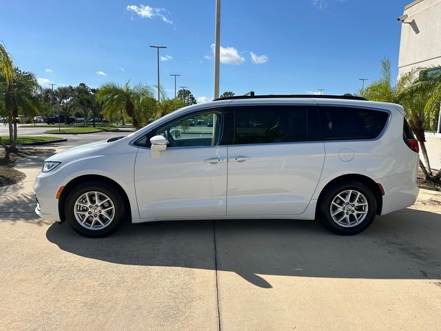 2022 Chrysler Pacifica Touring-L