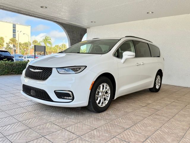 2022 Chrysler Pacifica Touring-L