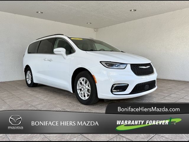 2022 Chrysler Pacifica Touring-L