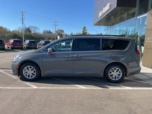 2022 Chrysler Pacifica Touring-L