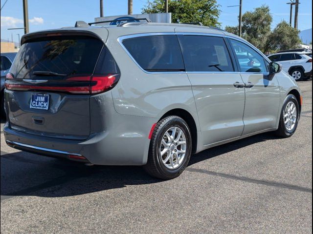 2022 Chrysler Pacifica Touring-L