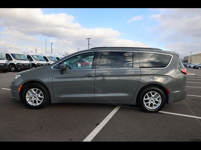 2022 Chrysler Pacifica Touring-L