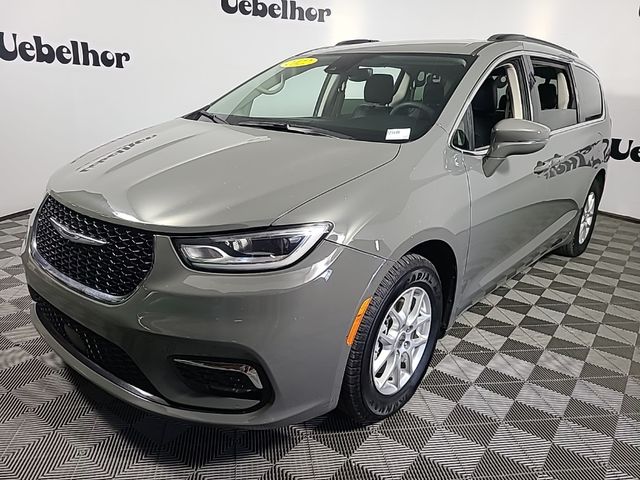 2022 Chrysler Pacifica Touring-L