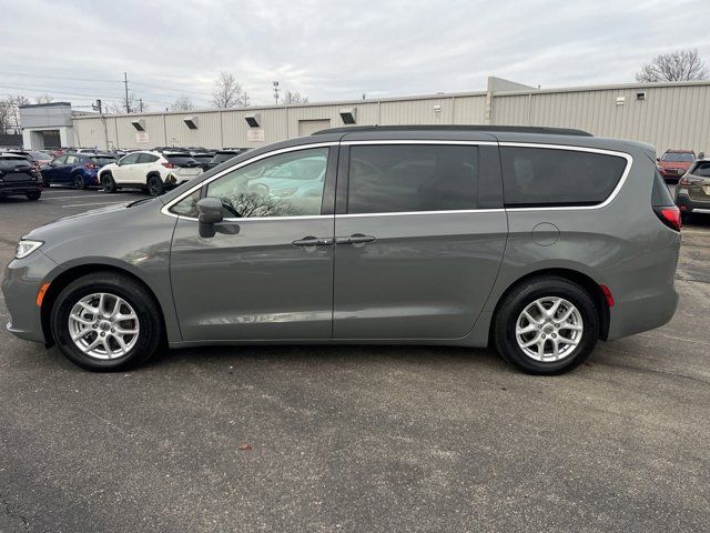 2022 Chrysler Pacifica Touring-L