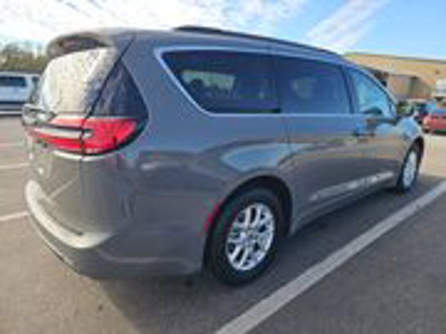 2022 Chrysler Pacifica Touring-L