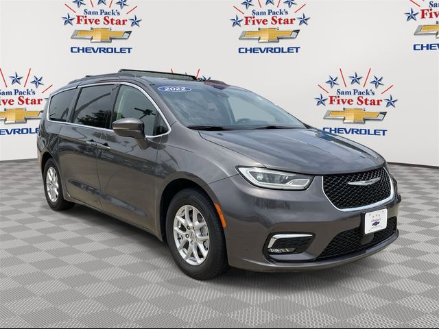 2022 Chrysler Pacifica Touring-L