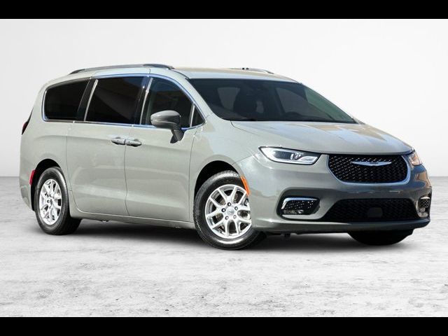 2022 Chrysler Pacifica Touring-L