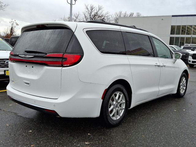 2022 Chrysler Pacifica Touring-L