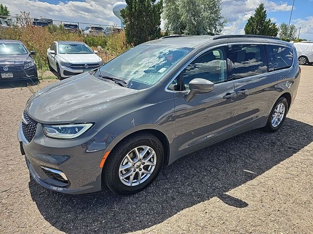 2022 Chrysler Pacifica Touring-L