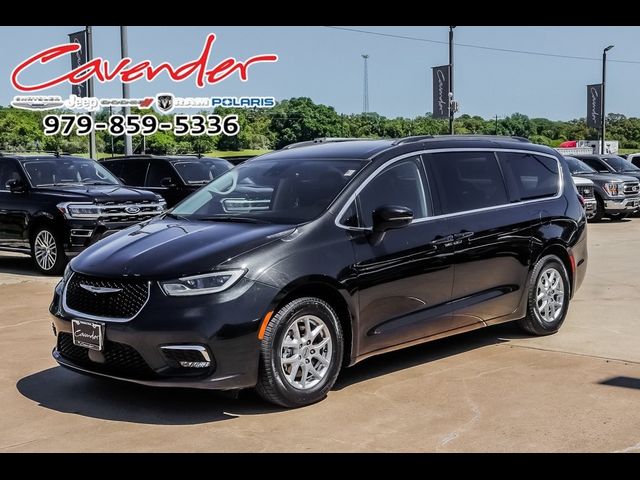 2022 Chrysler Pacifica Touring-L