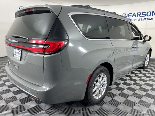 2022 Chrysler Pacifica Touring-L