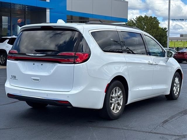 2022 Chrysler Pacifica Touring-L