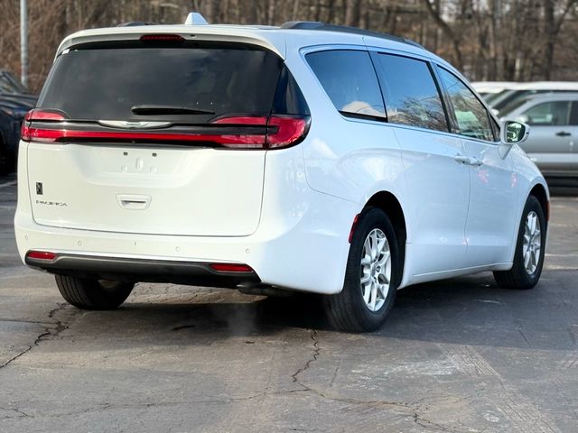 2022 Chrysler Pacifica Touring-L