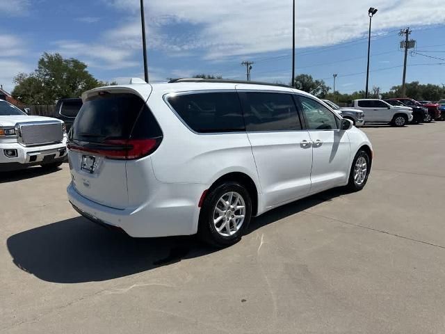 2022 Chrysler Pacifica Touring-L