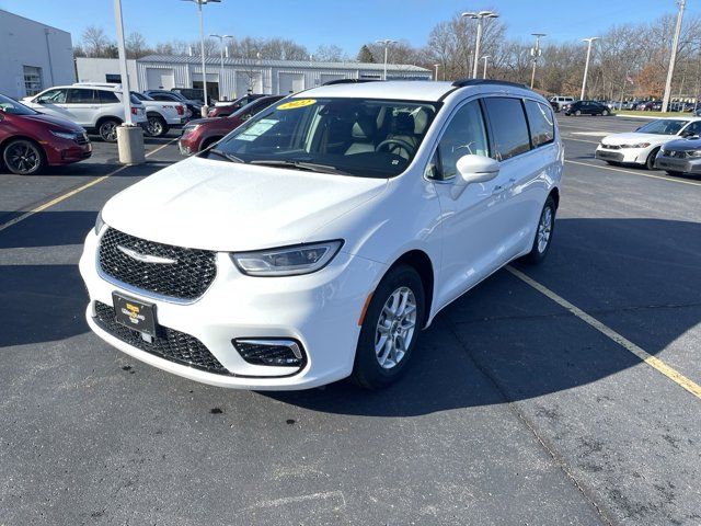 2022 Chrysler Pacifica Touring-L