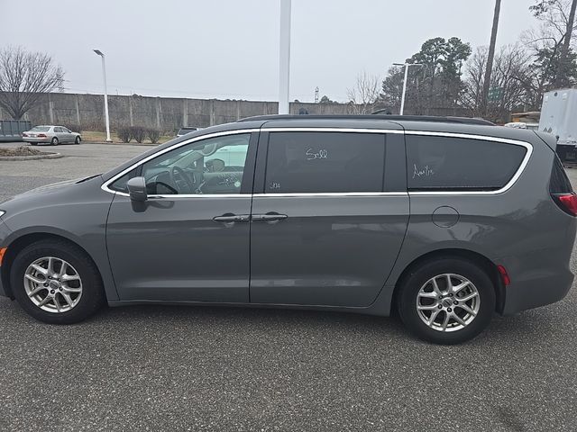 2022 Chrysler Pacifica Touring-L