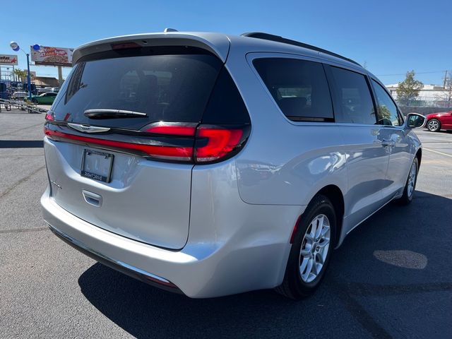 2022 Chrysler Pacifica Touring-L