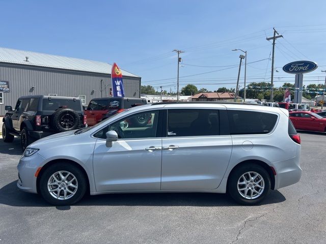 2022 Chrysler Pacifica Touring-L