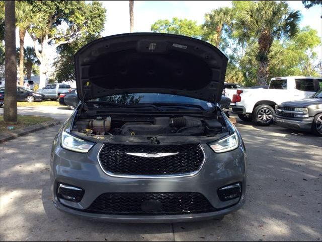 2022 Chrysler Pacifica Touring-L